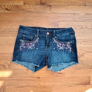 American Eagle Floral Denim Shorts Sz 4